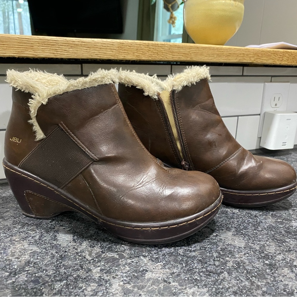 JBU Women's Chocolate Brown Winter Boots